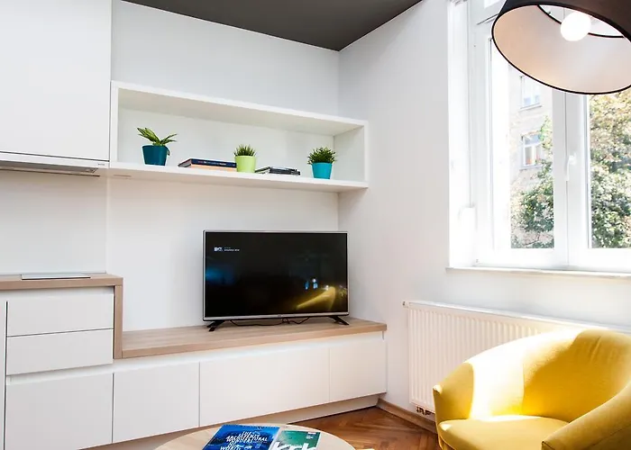 Loox Apartments Hatzova